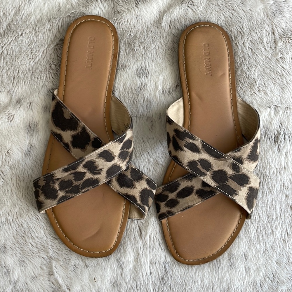 Old Navy Women’s size 9 Slide Sandals